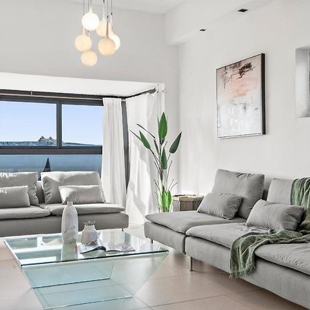 Glorious Renovated Apartment On Top Of The Beach Tel Aviv Eksteriør bilde